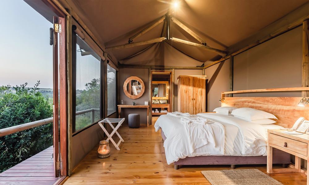 Hlosi Game Lodge